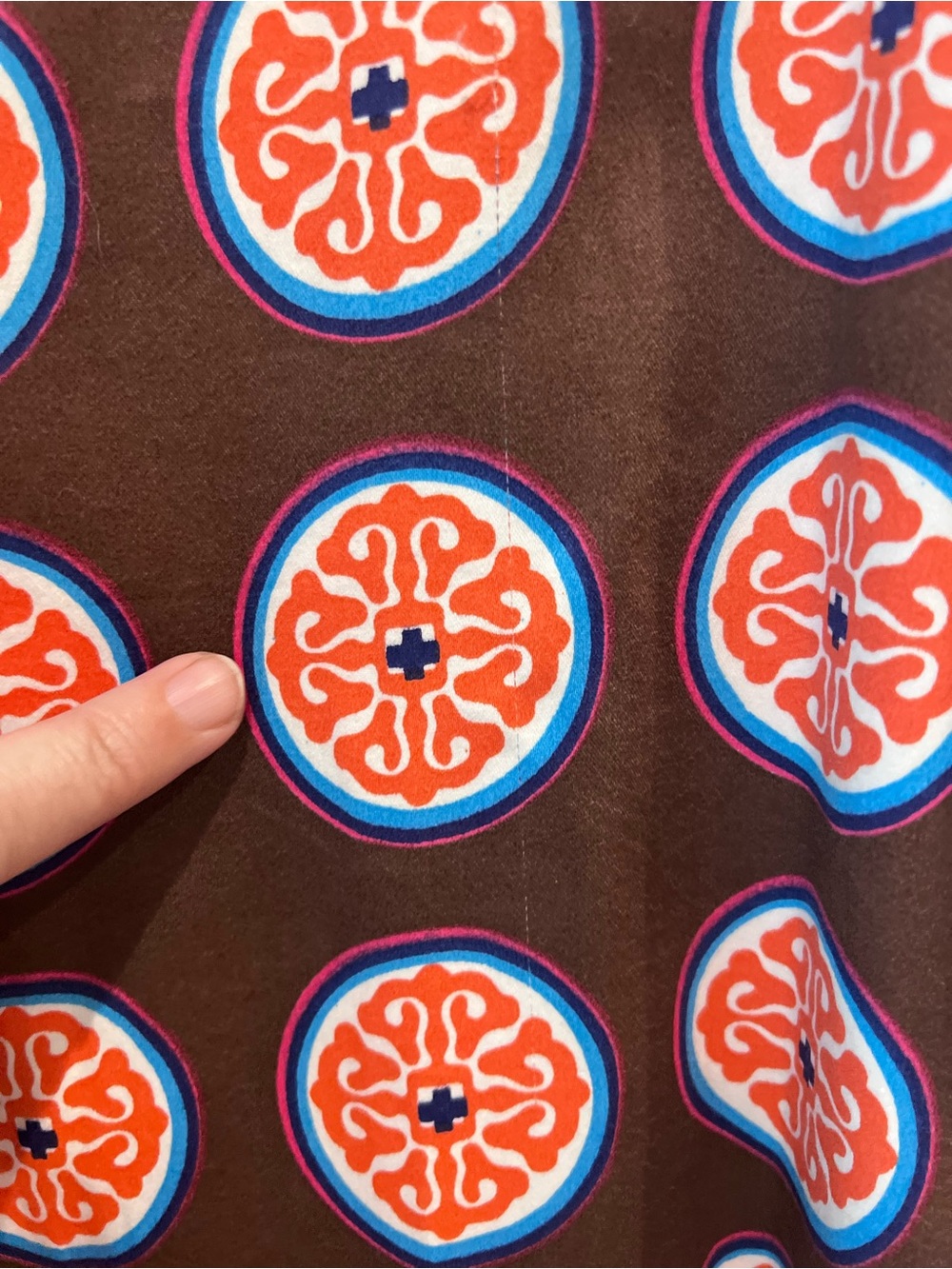 Tizzie Brown Button-Down Shirt with Orange Medallion Print Size XL - Picture 7 of 16